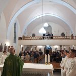 Svečani završetak listopadskih pobožnosti i molitva kod Spomenika u Bijelom Polju 2025.